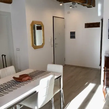 Lägenhet A Casa Di Sandra Siena
